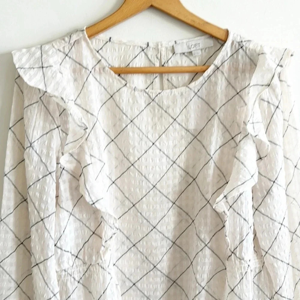 Loft cream/ivory Plaid Ruffle Blouse size large NWT - Picture 5 of 10